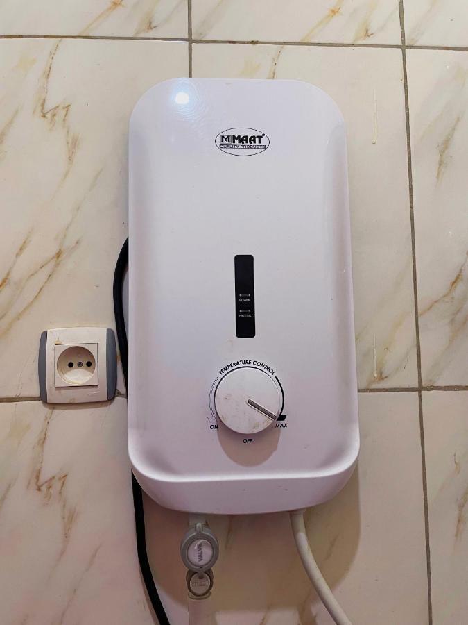 Zeo Airbnb - Cheap Apartment In Kigali Bagian luar foto